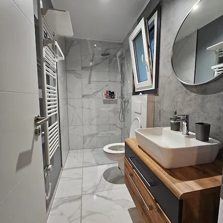 Apartment Mobilna Hiska Pod Lipo Velenje